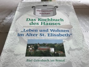 Das Kochbuch von unserer Einrichtung Leben und Wohnen im Alter St. Elisabeth
